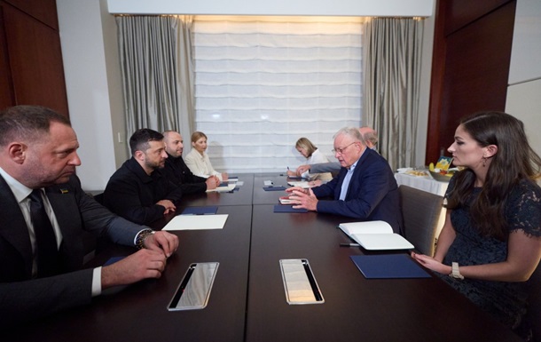 Зеленський провів переговори з Келлогом перед зустріччю з Трампом