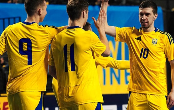Уверенный старт: сборная Украины не оставила шансов Литве