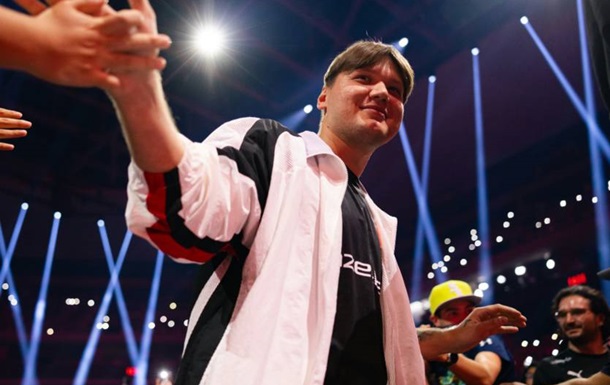 S1mple завоевал трофей в дебютном турнире за новую команду