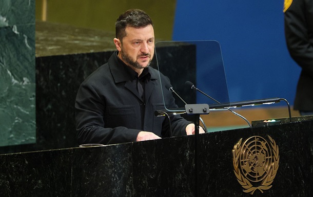 Зеленский оценил удары по оккупантам в Крыму