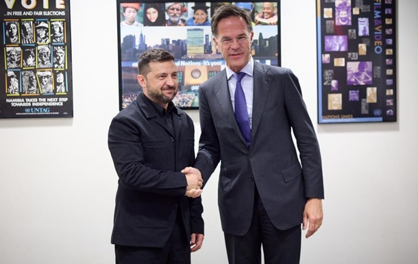 Зеленский провел встречу с генсеком НАТО