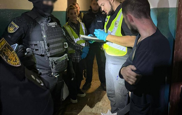 У Києві чоловік зґвалтував 7-річну дівчинку і зняв це на відео