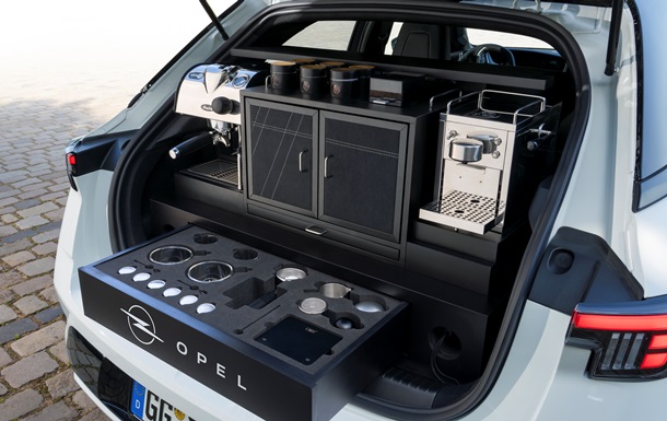 Opel створив Mokka з повноцінною кав’ярнею в багажнику
