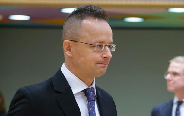 Сийярто ответил по поводу  венгерских дронов  и пригрозил Украине