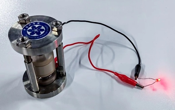 Китайские ученые создали батарею в шесть раз вместительнеее литий-ионных