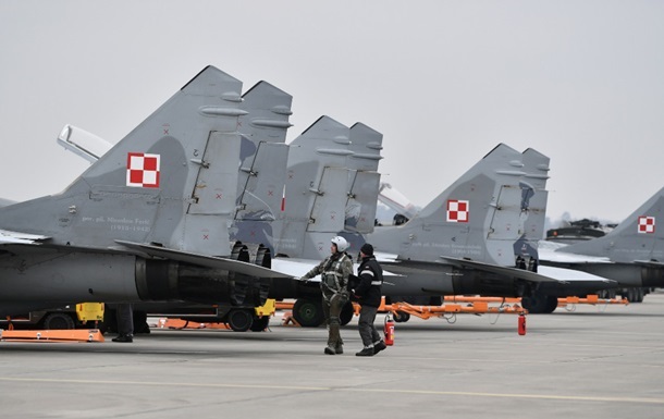 В Польше подняли истребители из-за ракетного удара РФ по Украине