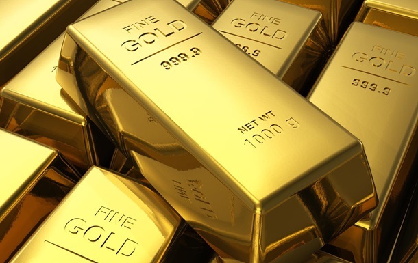 Золотые резервы США впервые превысили $1 триллион