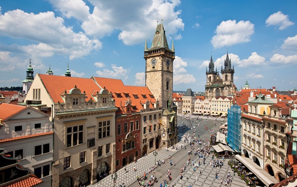 Чехія заборонила в’їзд неакредитованим дипломатам з РФ