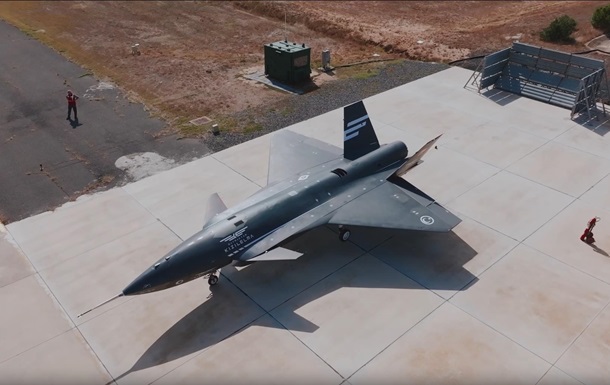 В Турции показали испытания беспилотного истребителя Kızılelma