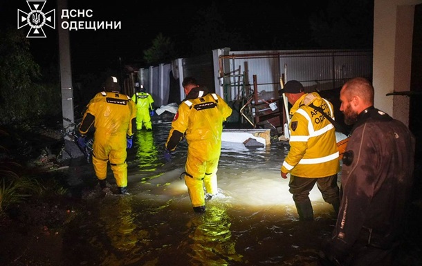 В Одессе из-за непогоды погибла семья из пяти человек