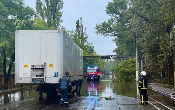 В Одессе увеличилось число погибших из-за непогоды