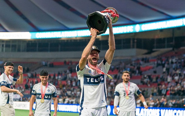 Футболист Баварии стал рекордсменом по количеству трофеев среди немцев