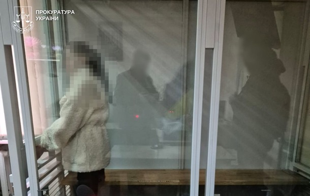 Використовувала сина для створення порно: жителька Дніпра отримала 10 років