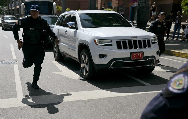 Венесуела попередила США про підготовку теракту в посольстві