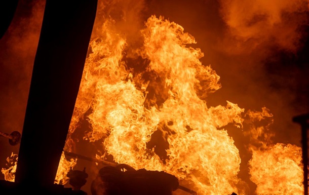 Атака дронов на Харьков: вспыхнул пожар на гражданском предприятии