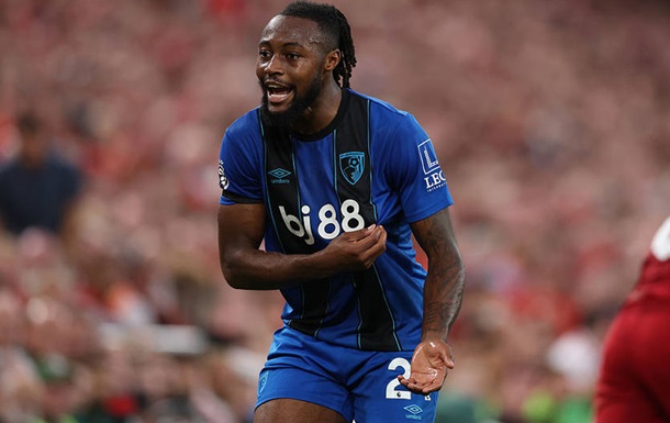 Ключевой футболист Борнмута может сменить клуб за большие деньги