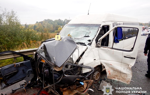 ДТП в Ровенской области: погибший и 6 пострадавших