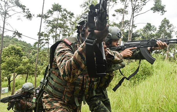 В Индии начались совместные с Россией военные учения