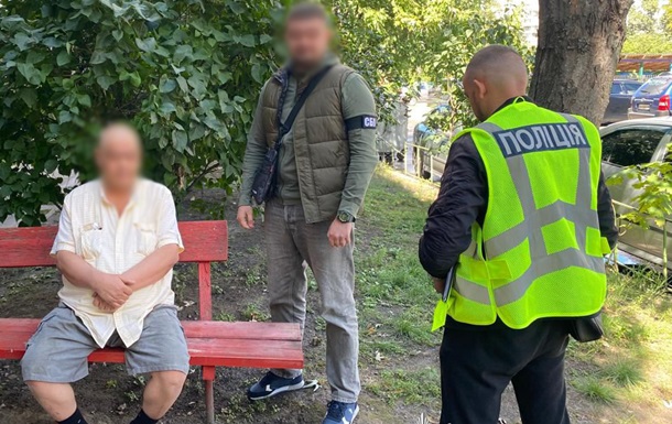 У Києві підприємець фіктивно працевлаштовував іноземців 