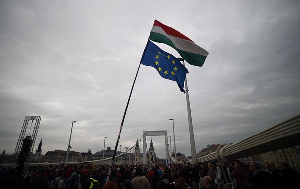 В ЕС создают группу для расследования шпионажа Венгрии