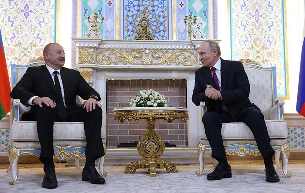 Путін визнав збиття літака AZAL перед Алієвим