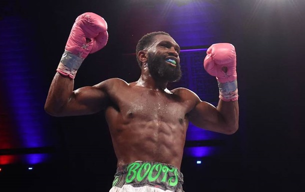 Эннис в подтверждение слов Хирна говорит о бое за титул