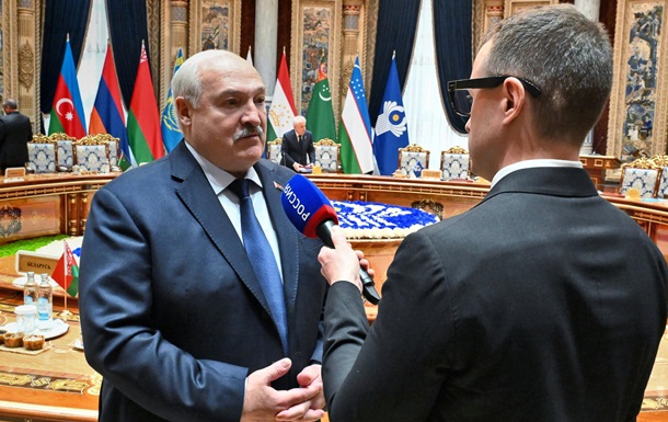 Лукашенко знову пригрозив Зеленському втратою країни