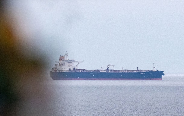 Росія запускає дрони з  тіньового флоту  в Європі