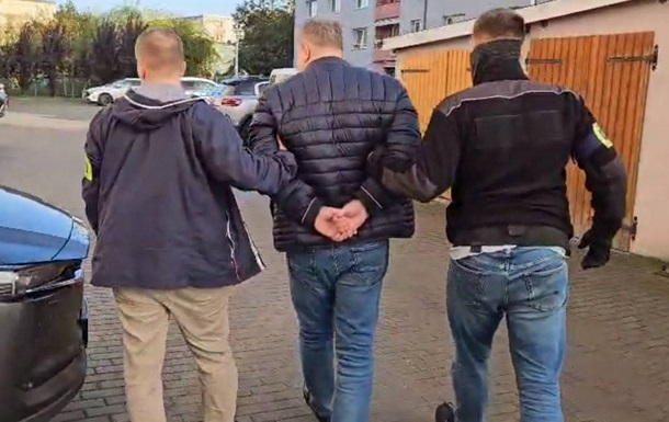 В Польше задержали мужчину, который отправлял порно украинским детям