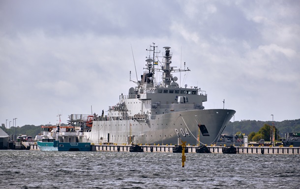 Шведские ВМС отслеживают российскую подводную лодку в Балтийском море