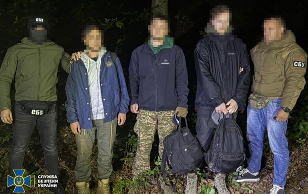 СБУ затримала 20 організаторів схем для ухилянтів