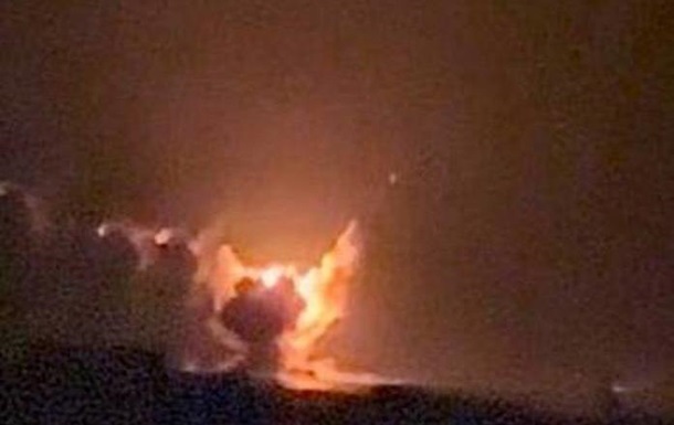 Дроны атаковали нефтебазу в Крыму - соцсети