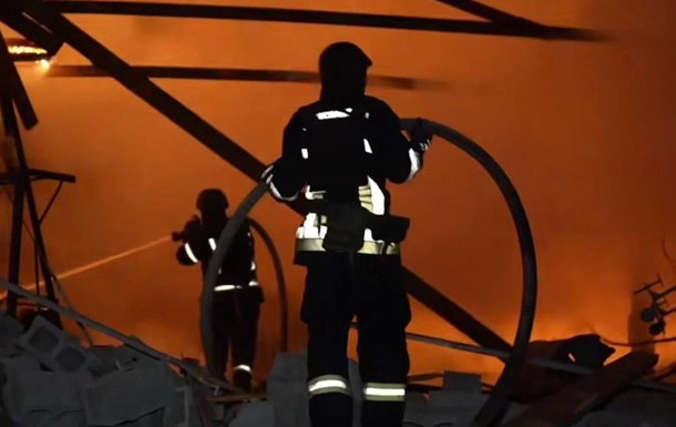 Россияне атаковали Сумы КАБами: есть пострадавший