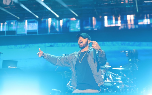 Eminem закрутив новий роман – ЗМІ