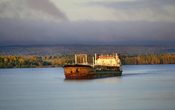 Цена российской нефти упала ниже $50 за баррель