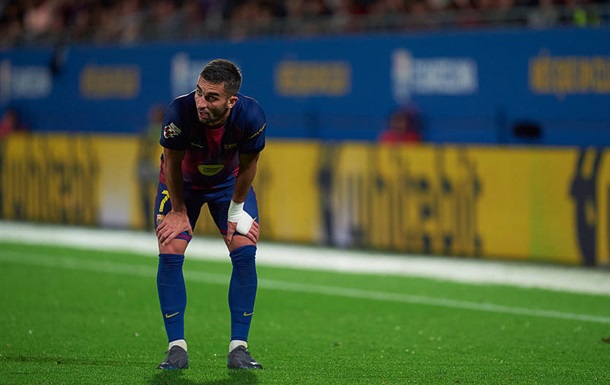 Барселона не позволит выйти на поле форварду, натрудившему мышцы колена