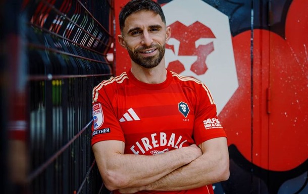 Екс-вінгер топ-клубів Європи продовжить кар єру у четвертому дивізіоні Англії