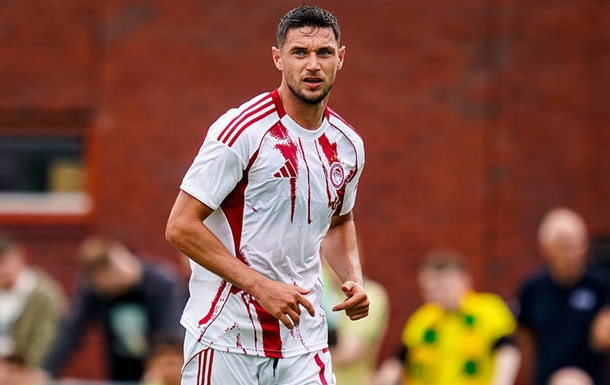 Перемогу Олімпіакосу над Ларисою дав дубль гравця