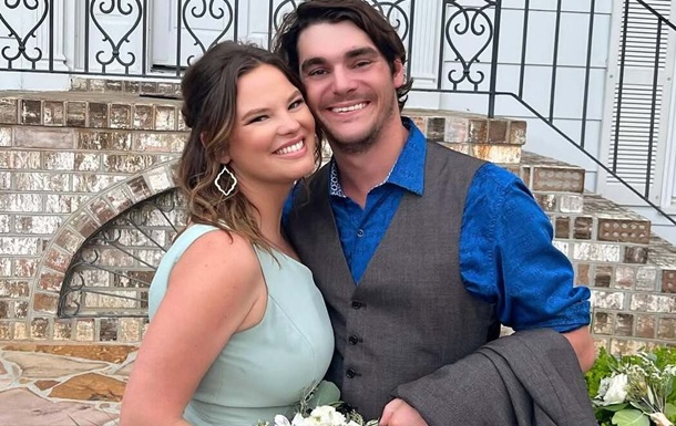 Ар-Джей Митт сделал предложение своей возлюбленной после десяти лет знакомс