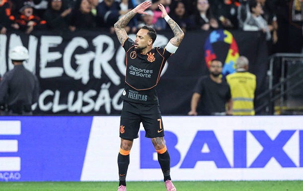 Шахтер установил трансферную стоимость Майкона для бразильцев