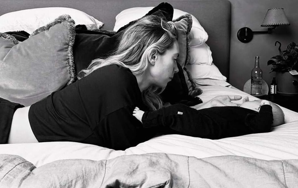 Ванесса Кирби впервые стала мамой