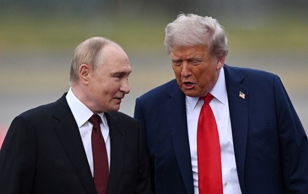 События ускоряются:  любовь  Путина и Трампа дает трещину