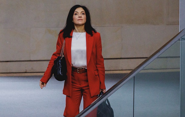 Министр экономики Германии прибыла в Киев