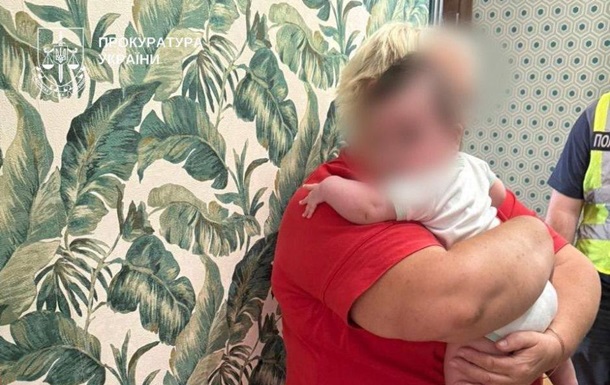 Скандал с суррогатным материнством: в Киеве помешали продаже младенца