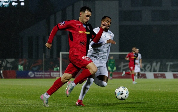 Верес удома в меншості розійшовся із Зорею без голів