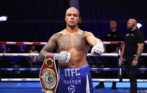 Вордлі закликав Усика вийти з ним битися на рингу