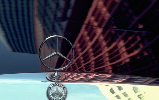 Mercedes превысил ожидания по прибыли