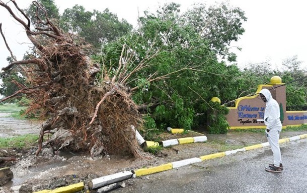 Ураган Мелисса унес жизни почти 50 человек на Ямайке и Гаити