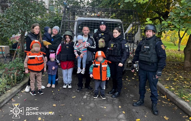 Названо количество эвакуированных с прифронтовых территорий за пять месяцев