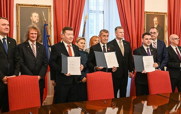 Популісти та антиукраїнська партія: в Чехії сформувався новий парламент